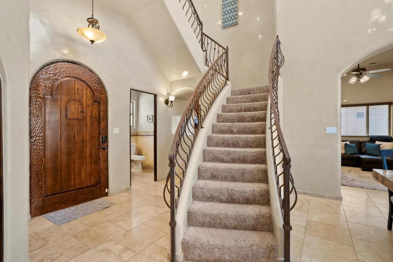Luxury Tuscan Villa Near Old Town アルバカーキ エクステリア 写真